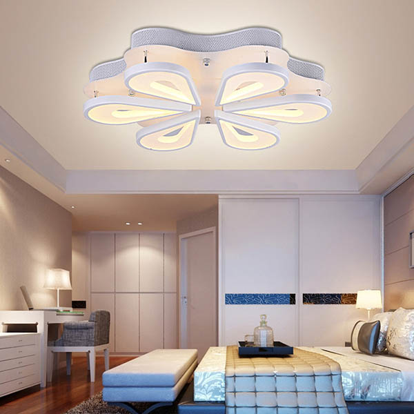 6Heads ‘Peafowl Feathers' Ceiling Light