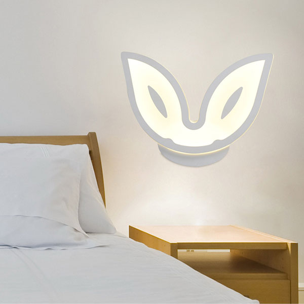LED Acrylic ‘Mask' Design Wall Light